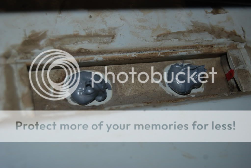 Seal your roof rack mounting bolts, round II